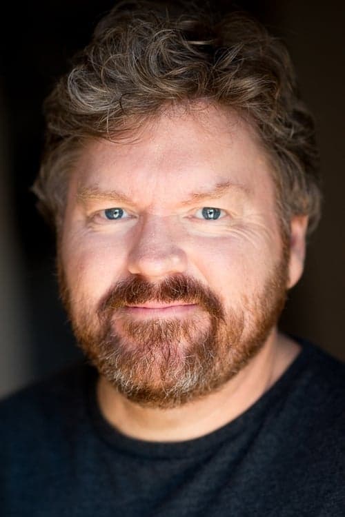 Stephen Hunter image
