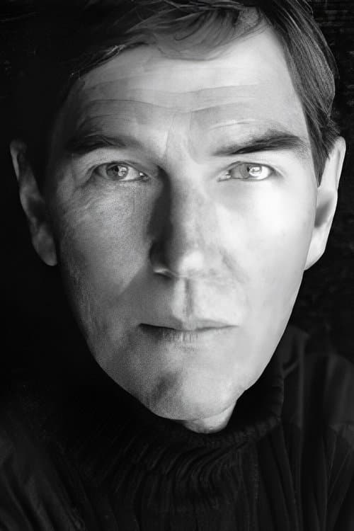 Stephen Russell image