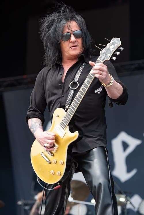 Steve Stevens image