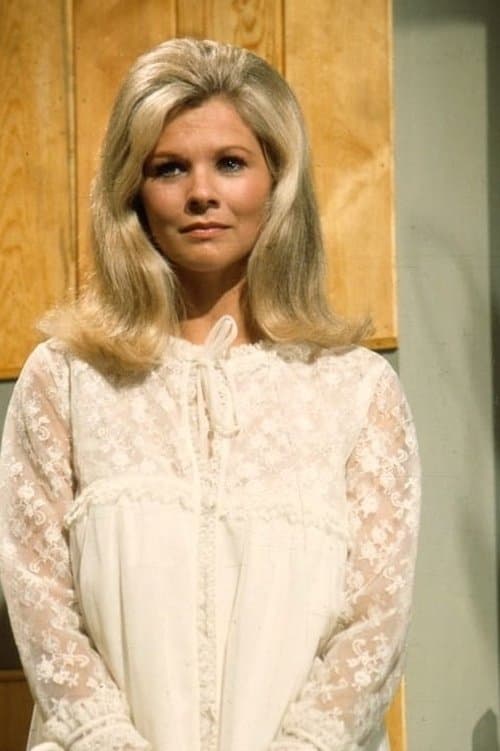 Suzanne Neve image