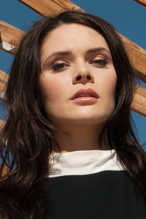 Suzanne Santo image