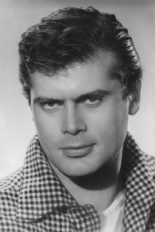 Tamer Yiğit image