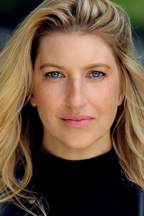 Tara Summers image