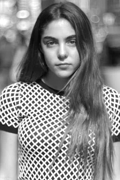 Tess Levy image
