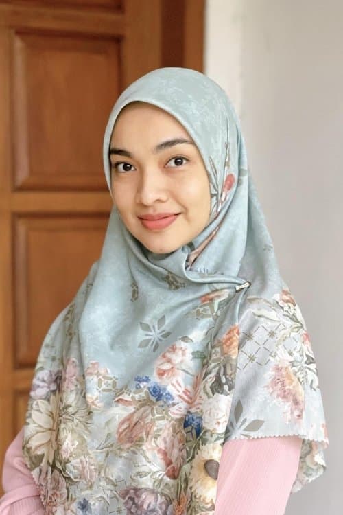 Tika Bravani image