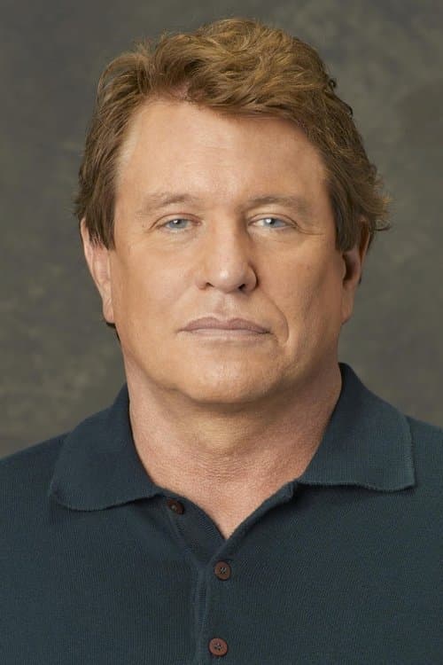 Tom Berenger image
