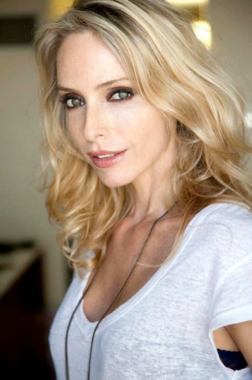 Tonya Kinzinger image