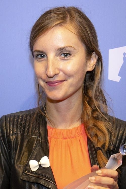 Urša Menart image