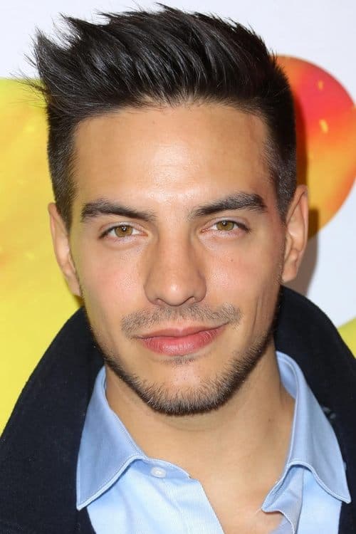 Vadhir Derbez image