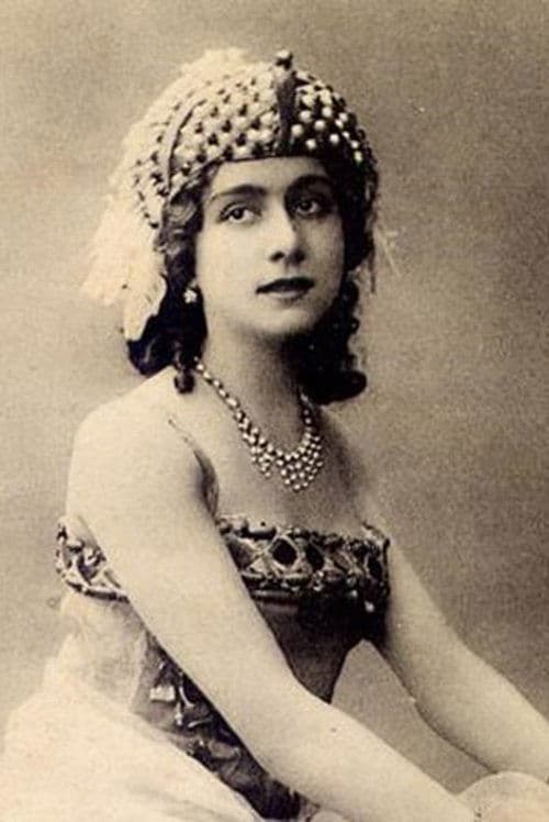 Vera Karalli image