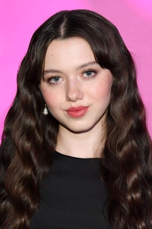 Violet McGraw image