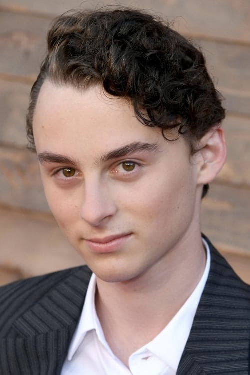 Wyatt Oleff image