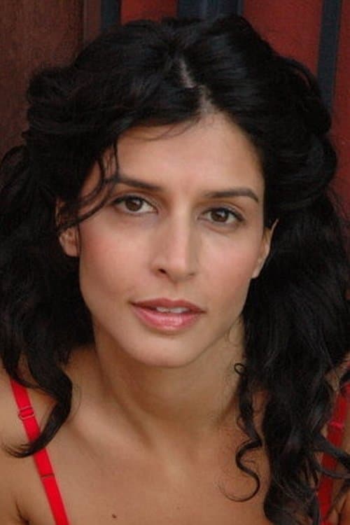 Yasmine Delawari image