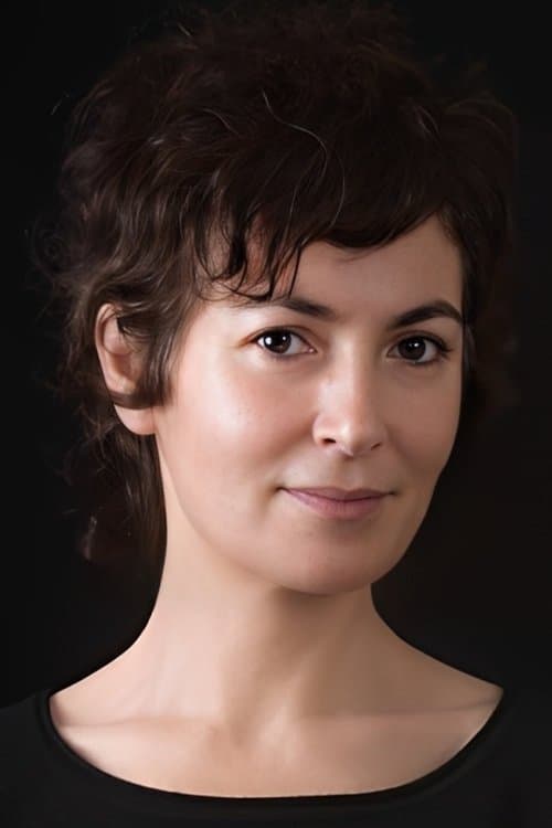 Yelda Reynaud image