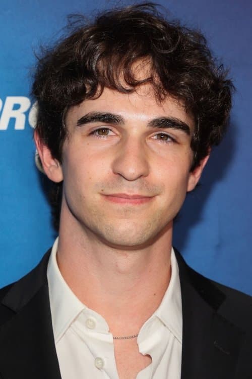 Zachary Gordon image