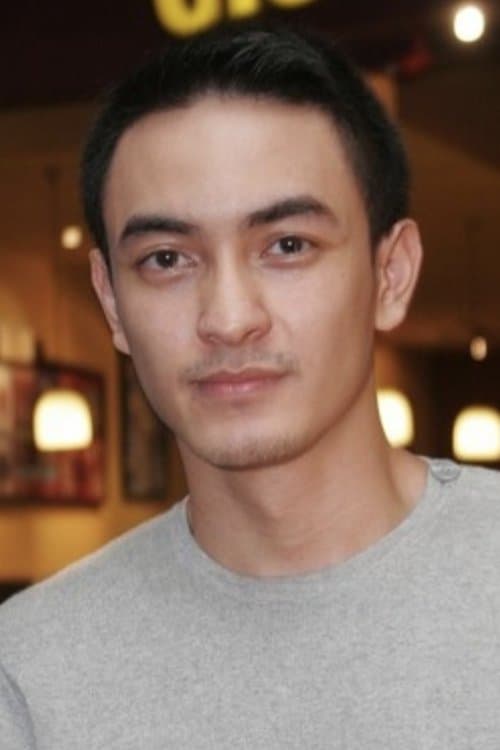Zumi Zola image
