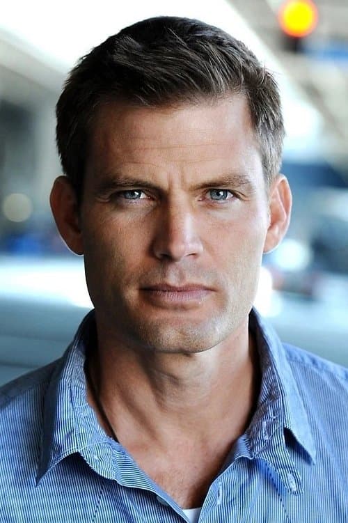 Casper Van Dien image