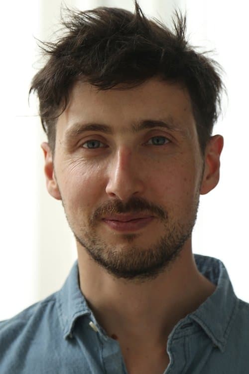 Photo of Cristóbal León