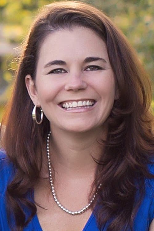 Gennie James image