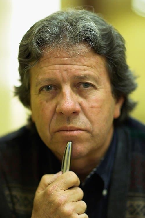 Photo of Luis Llosa