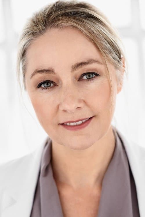 Nell Feeney image