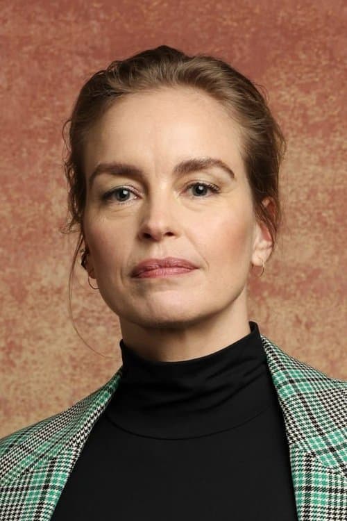 Nina Hoss image